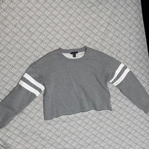 Forever 21 Oversized Gray Cropped Sweatshirt